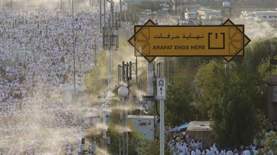 حجاج بيت الله الحرام يستقرون في مشعر 