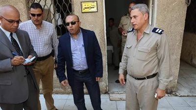 محافظ المنوفية يسحب رخصة سيارة لسيرها عكس الاتجاة خلال جولته بـ 