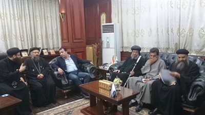الأنبا يواقيم يقدم التهنة لمحافظ الأقصر بعيد الأضحى 