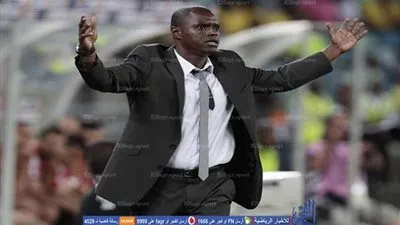 الرأس الأخضر تمنح مدربها الأسبق فرصة جديدة