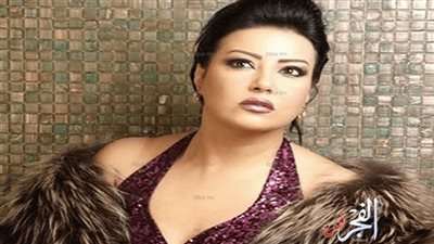 بعد سرقة الأول.. سمية الخشاب تدشن حساب جديد على 