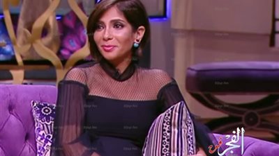 منى زكي تكشف سر عدم ظهورها في البرامج