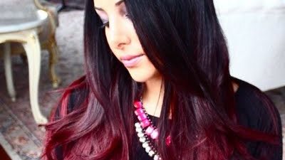 تعرفي علي أفضل طريقة  لعمل الهاي لايت بالأحمر 