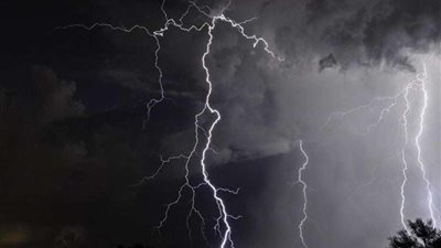 تحذير من هطول أمطار رعدية متوسطة على العاصمة المقدسة