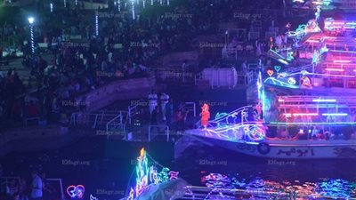 أجواء العيد مستمرة في المراكب النيلية بكورنيش ماسبيرو (صور وفيديو)