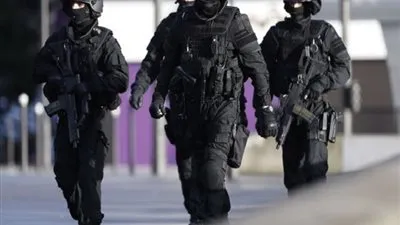 هجوم في باريس وتدخل عاجل لقوات الأمن