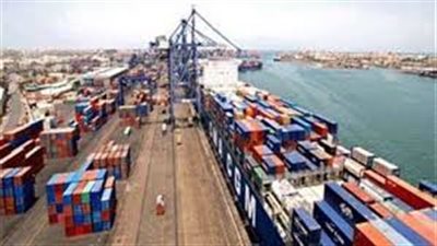 ميناء غرب بورسعيد يستقبل 15 ألف طن ذرة صفراء من رومانيا