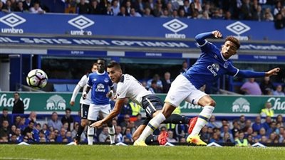 إيفرتون: لا يمكننا تكرار معجزة ليستر سيتي حتى لا نتهم بالجنون