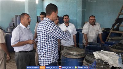 ضبط 50 طن مخللات فاسدة داخل مصنع 