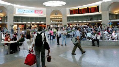 من بينها مصر.. إسرائيل تحذر رعاياها من السفر إلى 34 دولة