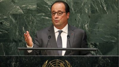 هولاند : يجب مساعدة الدول التى تواجه تهديدات إرهابية خاصة بإفريقيا