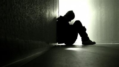  6 أسباب تجعلك غير محبوب بين الناس.. أبرزها 