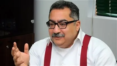 إبراهيم عيسى: 