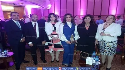بالصور..  تكريم رانيا علواني ضمن رواد العمل التطوعي العرب في المنامة