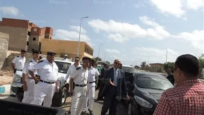 تنفيذ 6 قرارات إزالة لمنازل وأسوار في مطروح