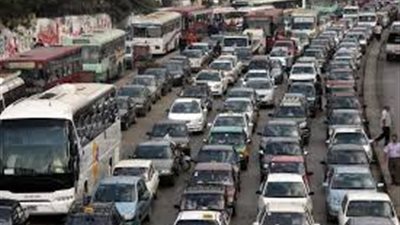 زحام مرورى بطريق صلاح سالم بسبب عطل سيارة 