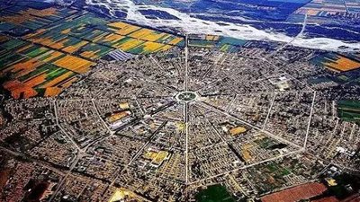 تيكيس.. مدينة صينية بدون إشارات مرور ضوئية منذ أكثر من 20 عامًا