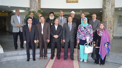 جامعة الفيوم تستقبل وفدا من بيت العائلة المصري  
