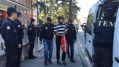 توقيف 16 شخصاً يشتبه بانتمائهم لداعش في إسطنبول