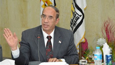 رئيس جامعة أسيوط يفتتح كلية رياض الأطفال بأول أيام العام الدراسي الجديد