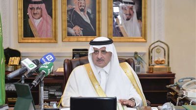 أمير تبوك يتقدم بالتهاني للقيادة والشعب بمناسبة يوم الوطن