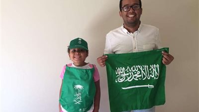 المبتعثون في أمريكا يشاركون الوطن لحظات الفرح والبهجة