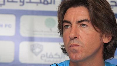 الفتح السعودي يقيل مدربه ريكاردو سابينتو