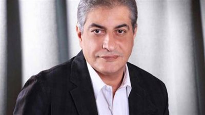 أسامة كمال يعد 