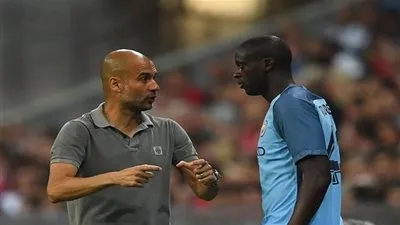 والد يايا توريه يتوسل لجوارديولا