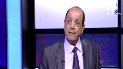 شكري أبوعميرة : 