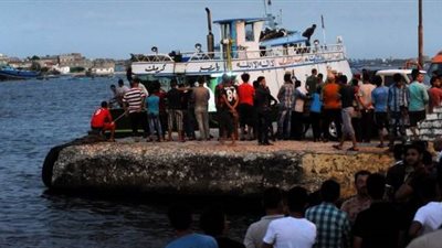 أحد أهالي ضحايا مركب رشيد يفجر مفاجأة جديدة عن الحادث