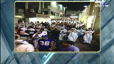 أحمد موسى ينشر صورة لأول مظاهرة في قطر ضد 