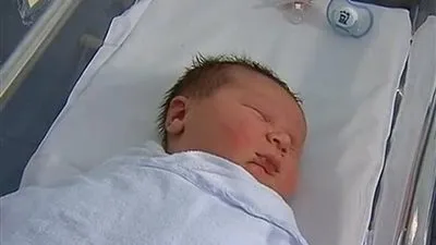 ولادة أضخم طفل في العالم يزن 18 كليو