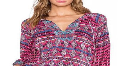 إطلالة مميزة من البلوزات النسائية لصيف 2016