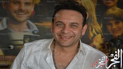 مصطفى قمر يهنئ نجله بعيد ميلاده  (صورة)