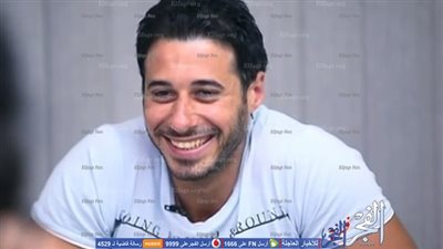 أحمد السعدني: الجلوس في حضرة 