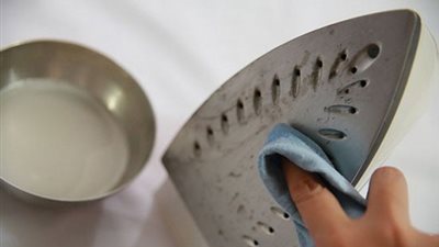 نظفي المكواة بخطوات بسيطة 