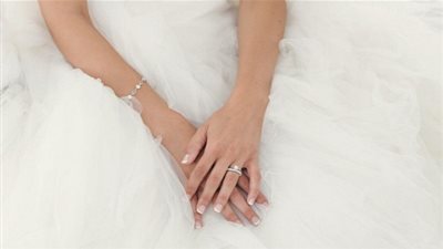 للعروس.. ماسكات للأظافر واليدين قبل الزفاف