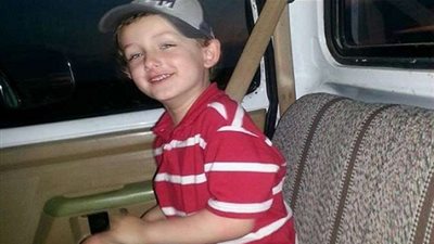 الشرطة الأمريكية تقتل طفلًا مصابا بالتوحد.. لهذا السبب! (فيديو)