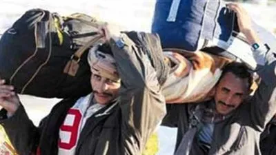 بالتفاصيل.. شهادات خطيرة حول احتجاز كفيل سعودي لـ32 مصريا (فيديو وصور)