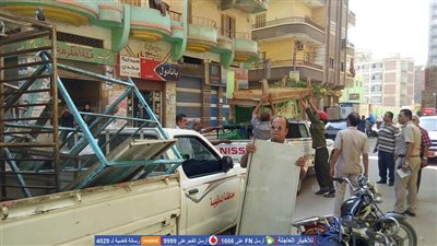 رفع الاشغالات والتعديات على الطرق العامة فى ميت غمر (صور)