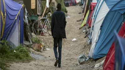 محكمة فرنسية تلغي الاستفتاء حول استقبال المهاجرين