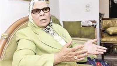 بعد تحريمهم لمسابقة ملكة جمال الصعيد.. آمنة نصير لـ السلفيين: 