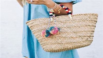 إطلالة عصرية وأنيقة من الحقائب الخوص لصيف 2016 (صور)