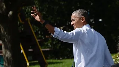 أوباما يؤجل حملة انتخابية بفلوريدا لدعم كلينتون بسبب اعصار 