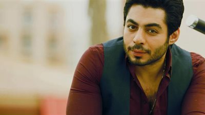 أكرم فؤاد يجهز لأغنية منفردة جديدة