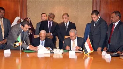 وزيراً التجارة المصرى والسوداني يترأسان الإجتماع الوزاري للجنة المشتركة