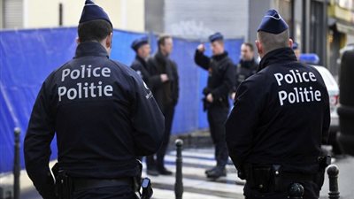 طعن ضابطي شرطة بالسكين في بروكسل