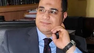 متصلة تفاجئ طبيب نفسي على الهواء: 