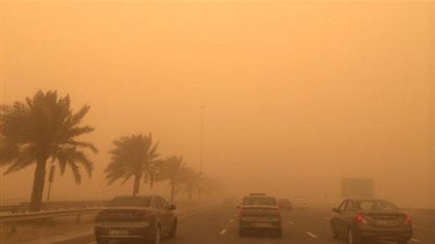 4 نصائح سحرية للقيادة أثناء العواصف الرملية